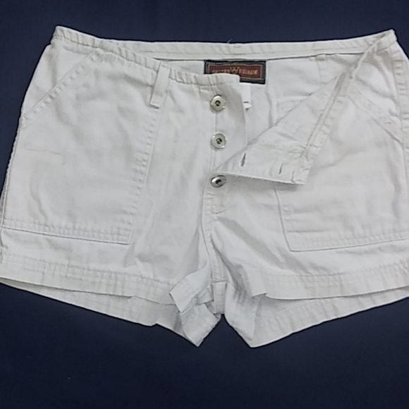 Retro 90's Tan Button Fly Shorts - Picture 3 of 4